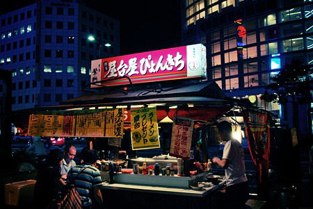 Fukuoka,Yatai, i celebri chioschi della citta’ Fukuoka,Yatai, i celebri chioschi della citta’